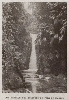 Cliché d'une cascade des environs de Fort-de-France